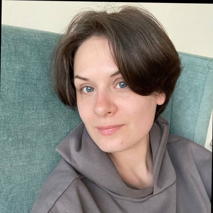 Александра, преподаватель английского